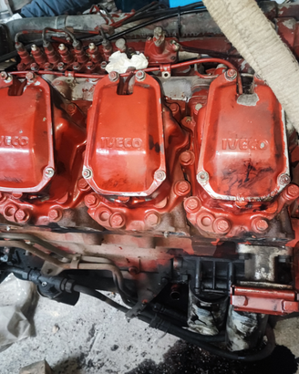 Motore pompa e altro Iveco turbostar 190/48