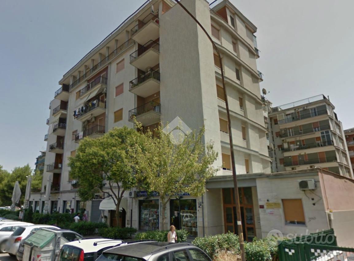 4 LOCALI A FOGGIA