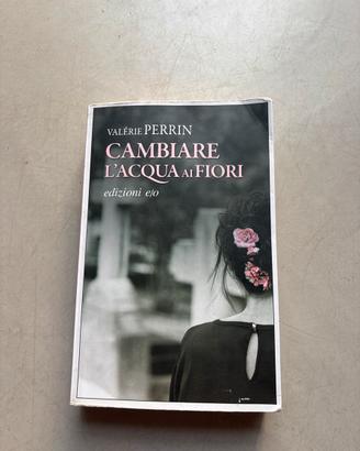 Cambiarel’acqua ai fiori