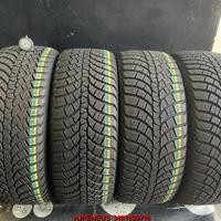 4 gomme kumho 225 50 17