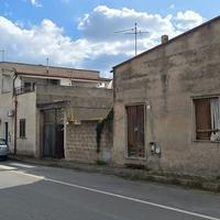 Villa indipendente da ristrutturare