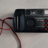 AF Mini Yashica/Kyocera Fotocamera