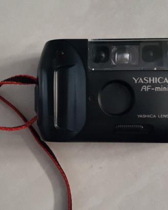 AF Mini Yashica/Kyocera Fotocamera