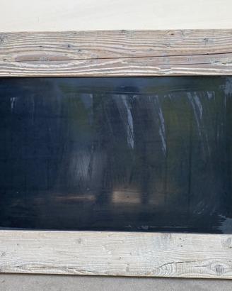 Lavagna da parete con cornice in legno sbiancato