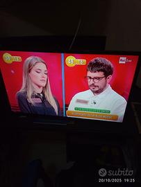 BOLVA SMART TV 32 pollici con staffa Miliconi