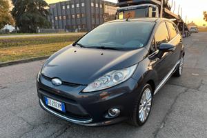 Ford Fiesta 1.4 **GPL/Benz **