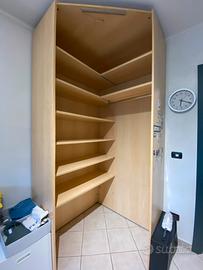 Cabina armadio angolare.