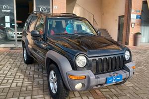 4X4 CHEROKEE 2.8 TURBINA E CATENA NUOVI