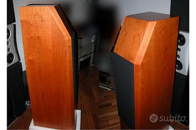 New Audio Frontiers NAF Signature diffusori HiFi