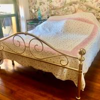 Letto vintage dorato antico
