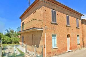 Abbadia di Montepulciano (SI), casa singola con gi