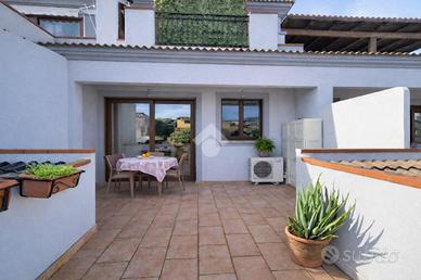 3 LOCALI A ARZACHENA