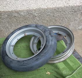 Cerchi per Piaggio Vespa ET3