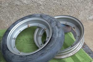 Cerchi per Piaggio Vespa ET3