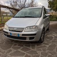 Fiat Idea 1.2 16v BlackLabel