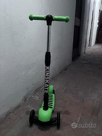Monopattino 3 ruote lampeggiante