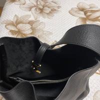 N° 2 Borse Yves Sant Laurent vera pelle.