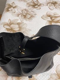 N° 2 Borse Yves Sant Laurent vera pelle.