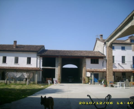 Cascina nella campagna alessandrina