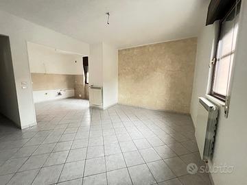 Commenda 3 vani ristrutturato con cantina