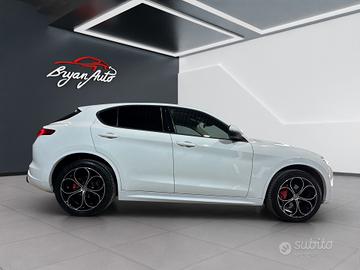 Alfa Romeo Stelvio 2.2 Turbodiesel 190 CV AT8 Q4 B
