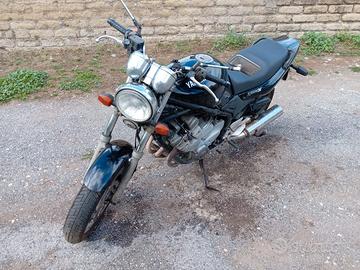 Yamaha Diversion XJ 600 N