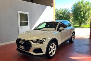 Audi Q3 35 TDI S tronic Business Advanced