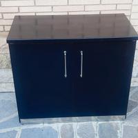 Mobile da ingresso dispensa con Mensola