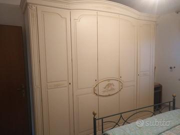 Armadio a 5 ante bianco panna