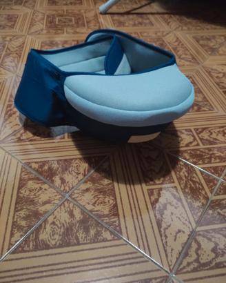 supporto per tenere in braccio i bambini
