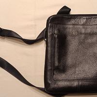 Borsa in pelle a tracolla "P Quadro"
