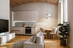 4 LOCALI COMPLETAMENTE RISTRUTTURATO IN STABILE DI