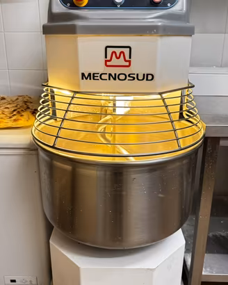 impastatrice Mecnosud sp40 + Forno M. s105e+ALTRO