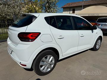 Dacia Sandero y 1.0 tce 100 CV GPL GARANZIA UFFICI