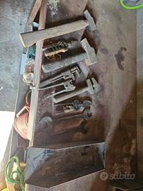 ferri vecchi martello pinza ecc vintage