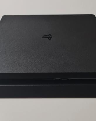 Ps4 con controller e giochi ps4