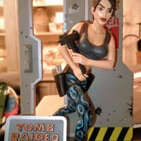 Tomb Rider figure Area 51