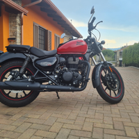 Royal Enfield meteor 350 fireball red 2024