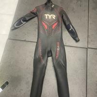 MUTA TRIATHLON TYR HURRICANE 5