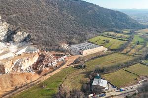 CAPANNONE A NUVOLENTO