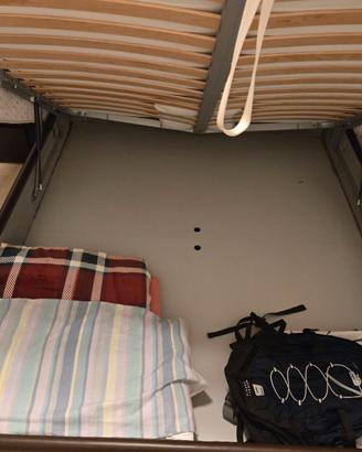 Letto matrimoniale contenitore e materasso