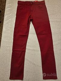 Jeans rosso per bambino di 12 anni