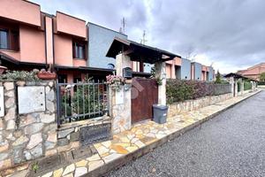 PORZIONE DI BIFAMILIARE A RENDE