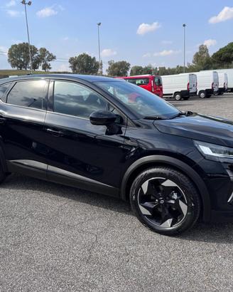 Renault Captur 1.3 mild hybrid Techno 160cv edc