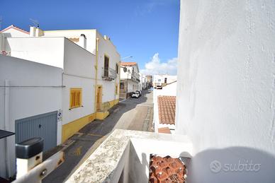 Casa unifamiliare con cortile interno