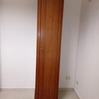 Mobile a colonna in legno 