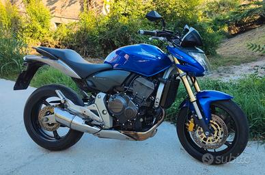 Honda Hornet 600 - 2008 - 32.000 km - 102 CV