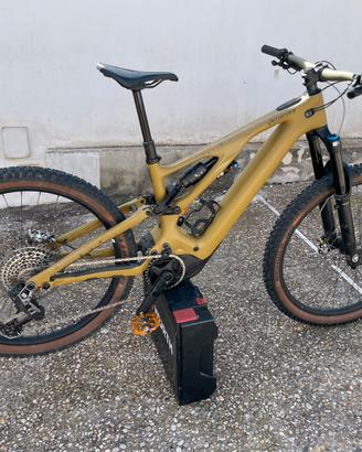 Turbo levo expert carbon 24 M