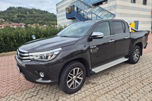 toyota hilux 2017