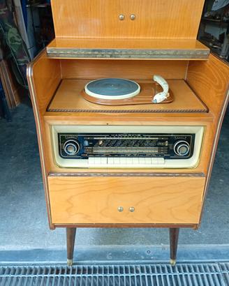 Radio giradischi Magnadyne originale